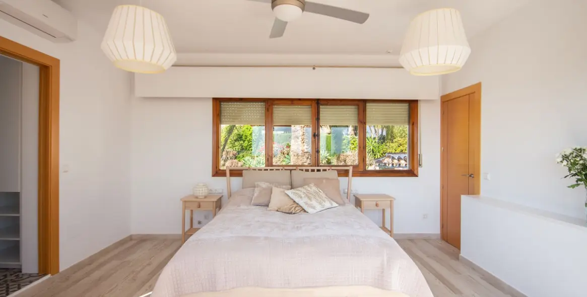 Sale of detached villa in Mijas Costa 17