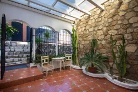 Image 6 thumb