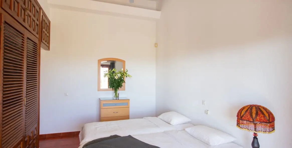 Sale of detached villa in Mijas Costa 36