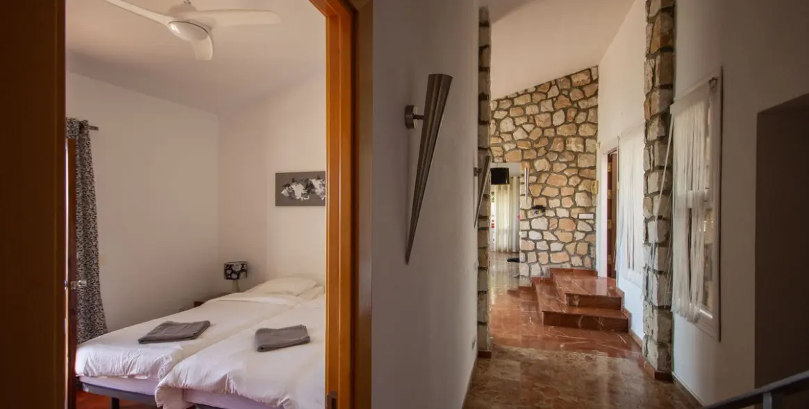 Sale of detached villa in Mijas Costa 37