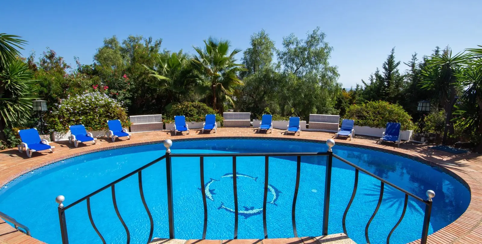 Продажа  отдельно стоящей виллы в Mijas Costa 3