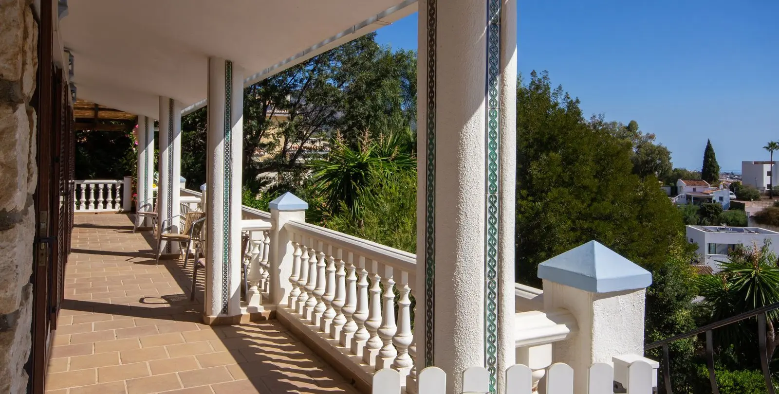 Продажа  отдельно стоящей виллы в Mijas Costa 97