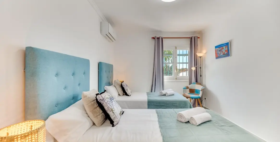 Продажа  отдельно стоящей виллы в Nueva Andalucía 17