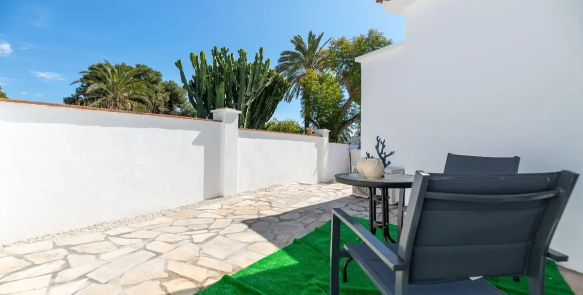 Sale of detached villa in Nueva Andalucía 45