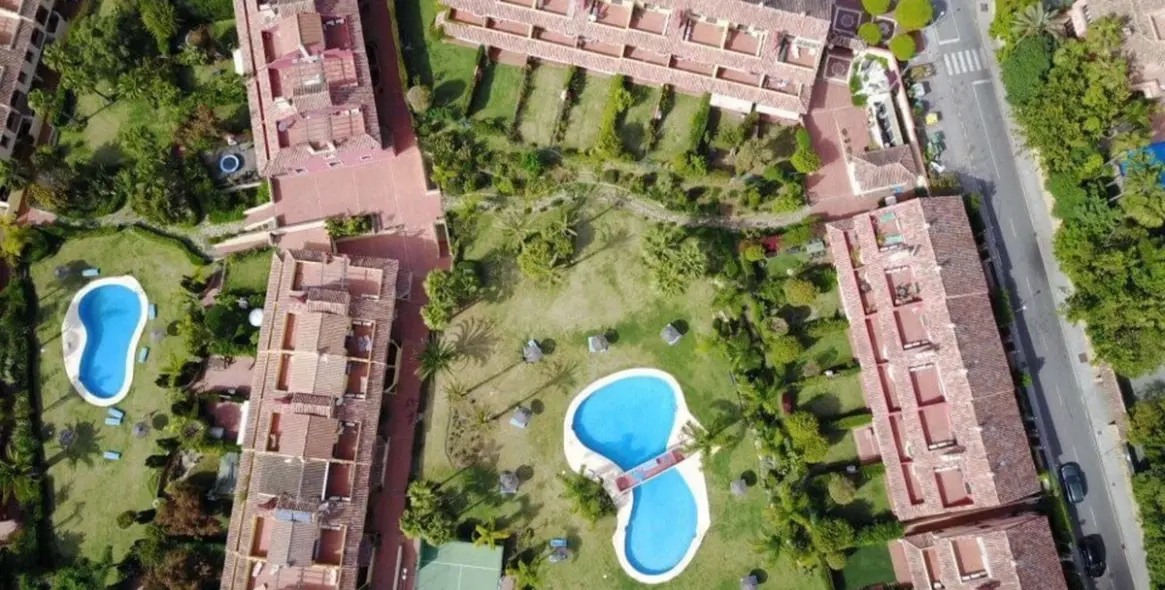 Sale of townhouse in Marbella (district The Golden Mile) 1