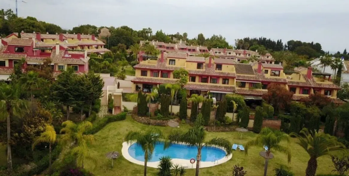 Sale of townhouse in Marbella (district The Golden Mile) 4