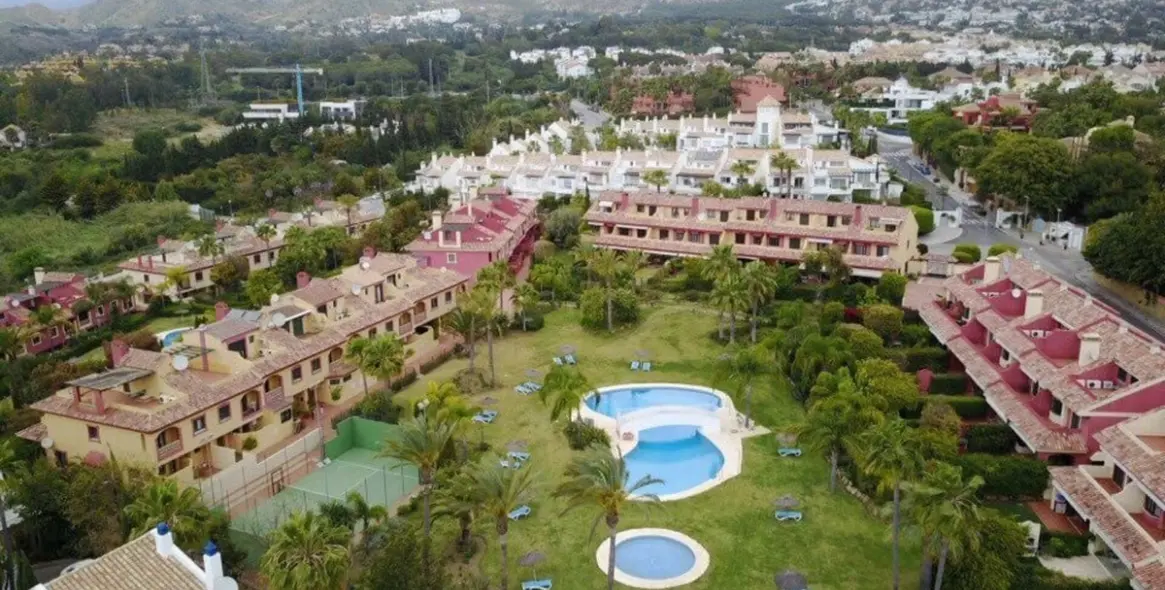 Sale of townhouse in Marbella (district The Golden Mile) 5