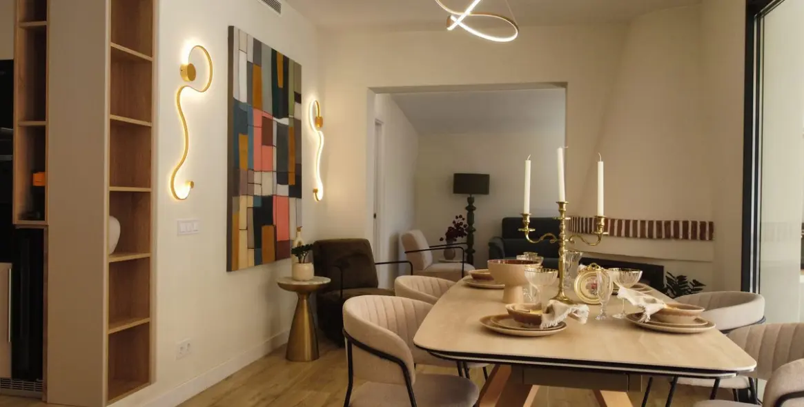 Sale of detached villa in Costabella 8