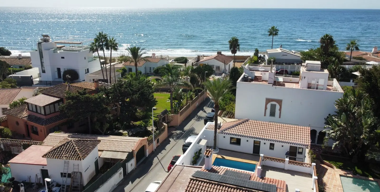 Sale of detached villa in Costabella 2