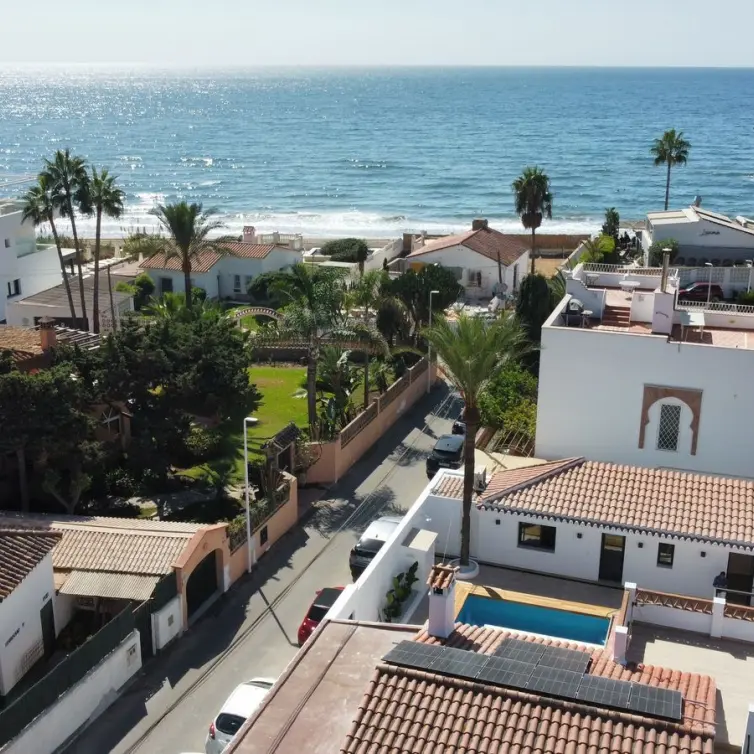 Venta de villa independiente en Costabella