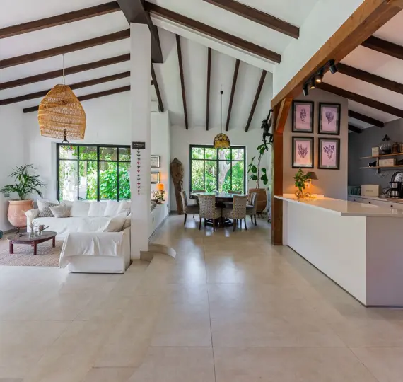 Продажа  отдельно стоящей виллы в Atalaya