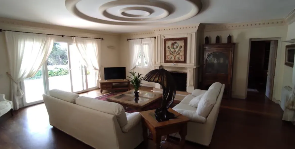 Продажа  отдельно стоящей виллы в Sotogrande Alto 7