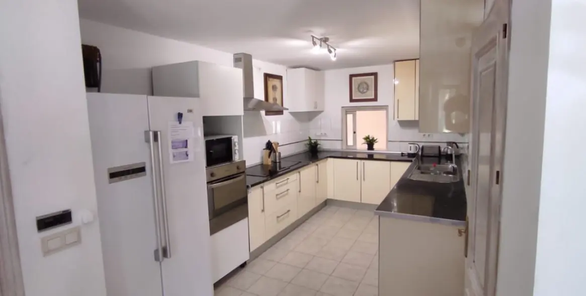 Продажа  отдельно стоящей виллы в Sotogrande Alto 8