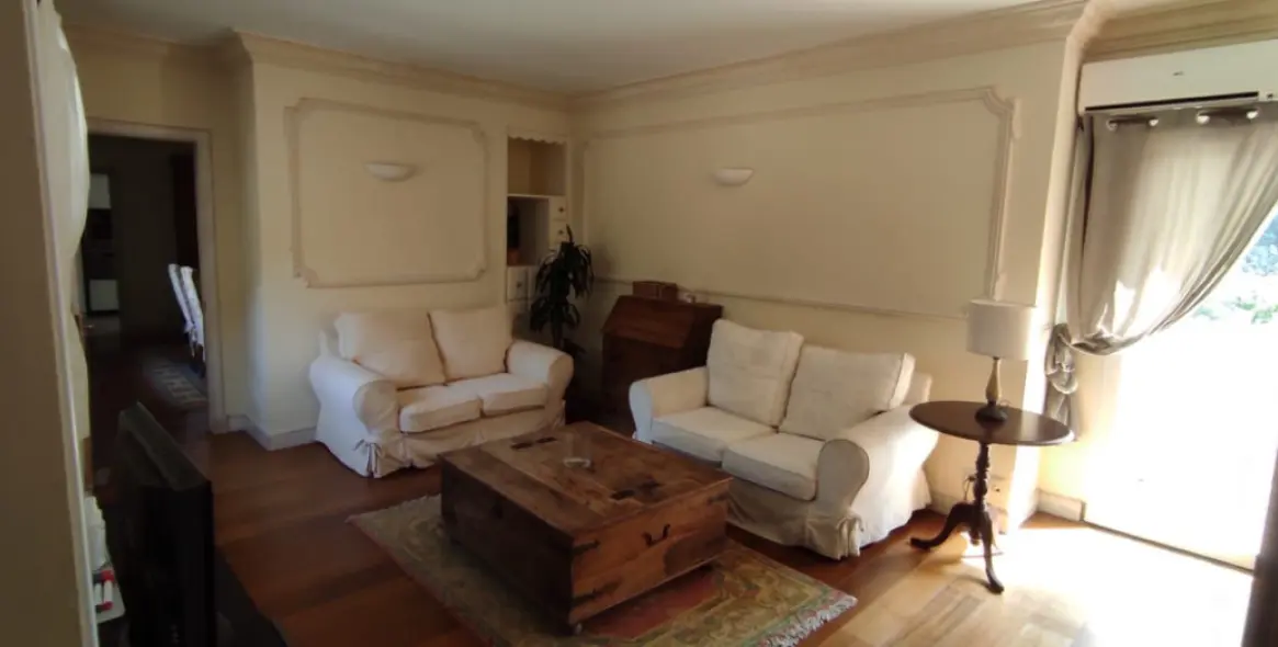 Продажа  отдельно стоящей виллы в Sotogrande Alto 18