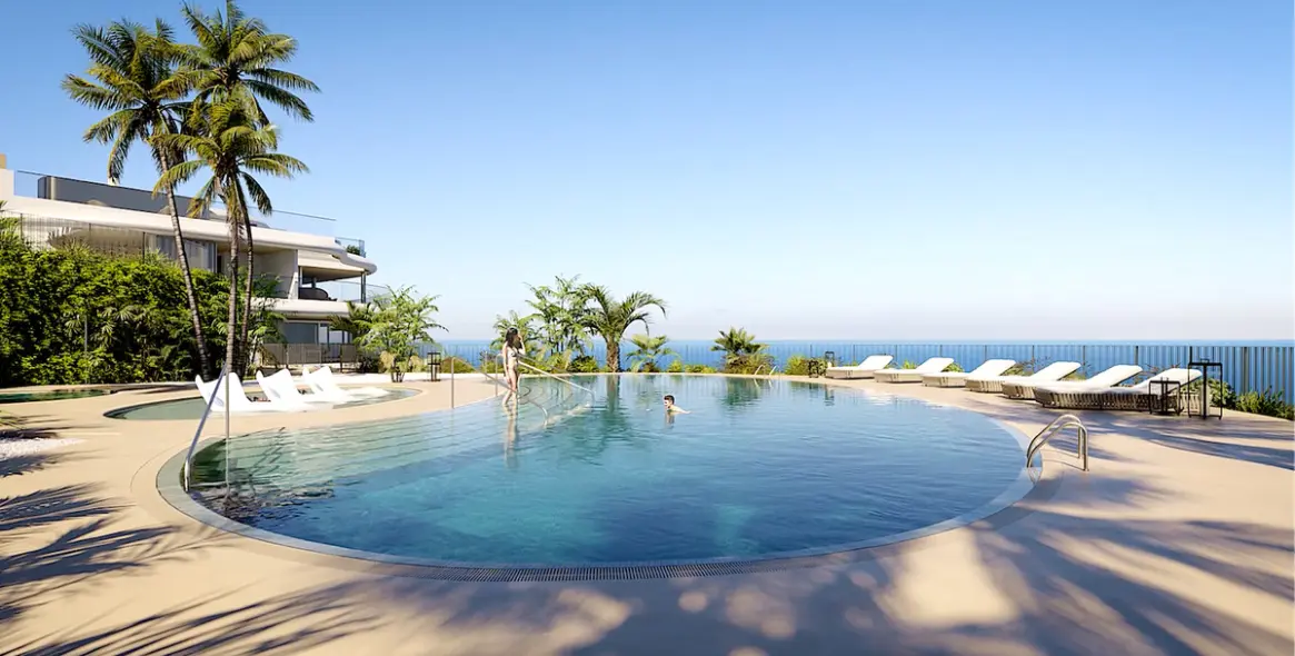 Sale of ground floor apartment in Benahavís 5