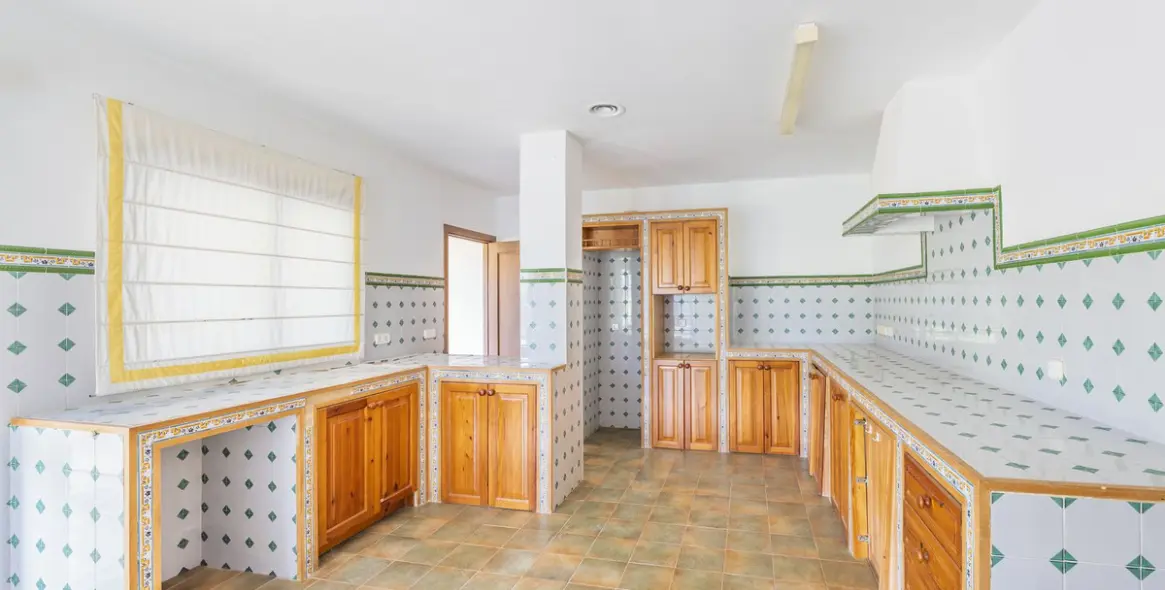 Продажа  отдельно стоящей виллы в San Roque Club 16