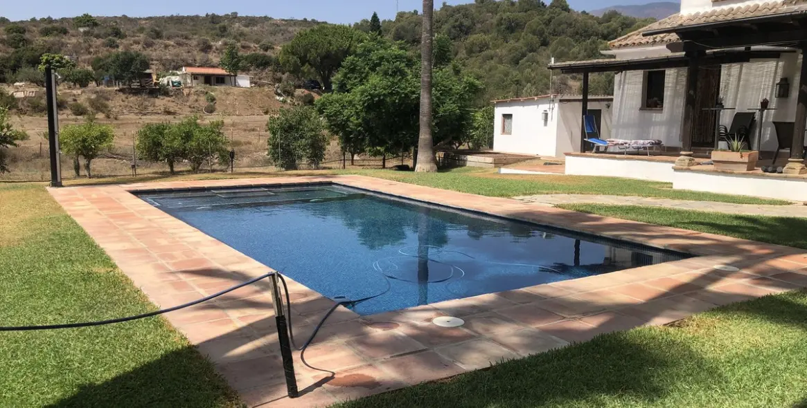 Sale of finca - cortijo in Estepona 69