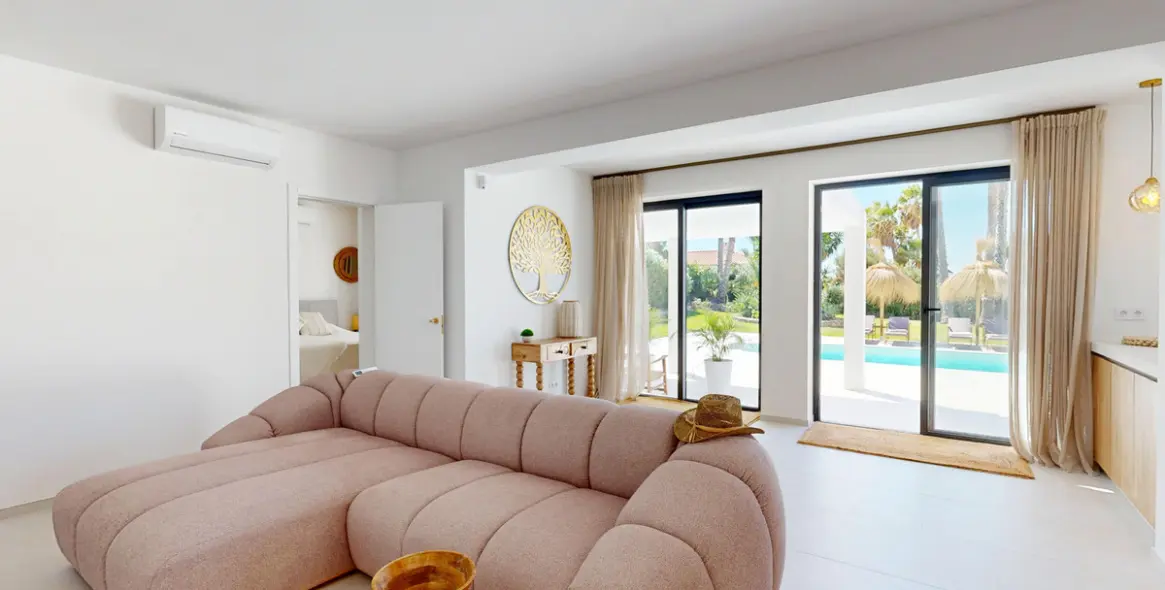 Продажа  отдельно стоящей виллы в Estepona 8