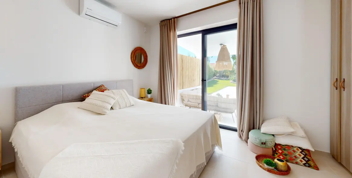 Venta de villa independiente en Estepona 21