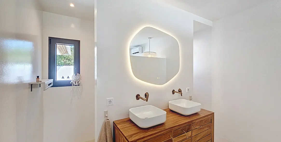 Venta de villa independiente en Estepona 24