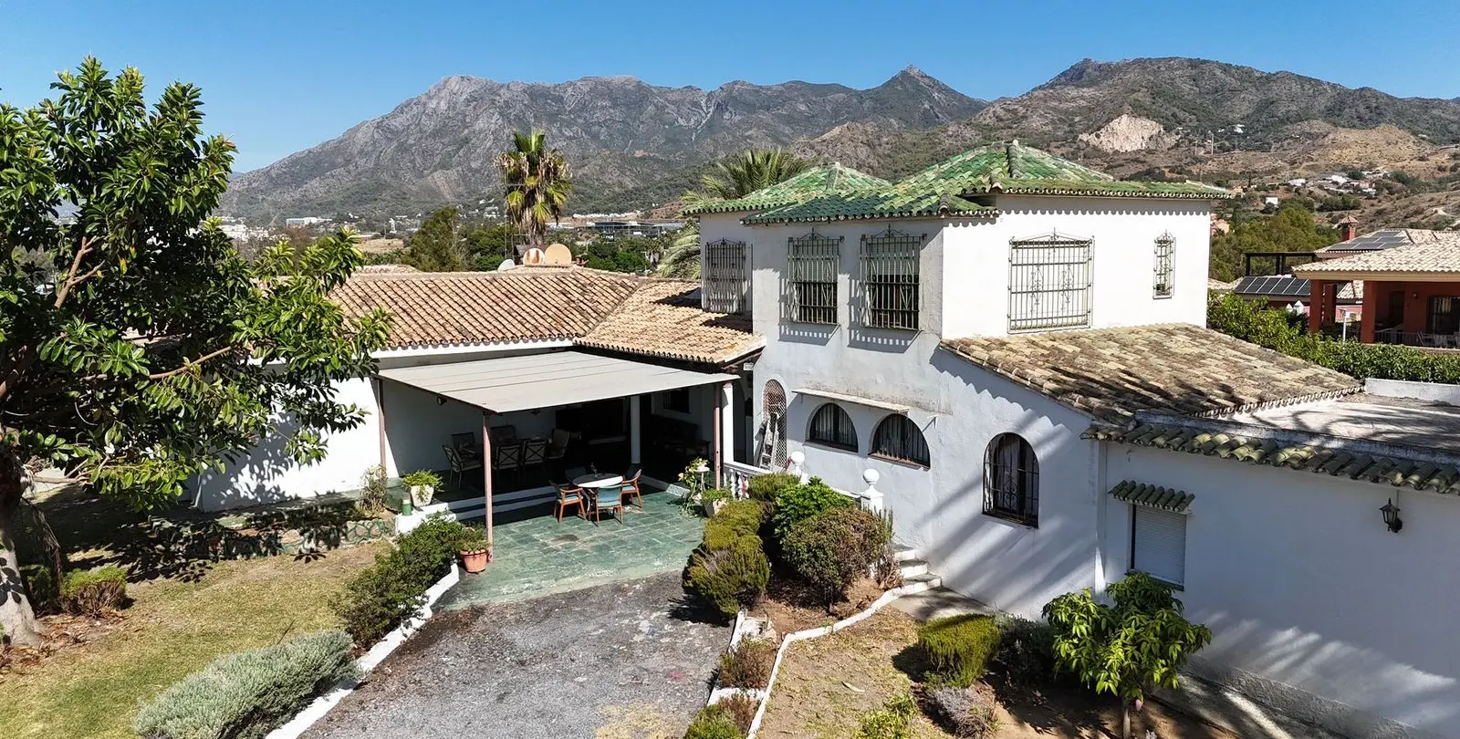 Venta de villa independiente en Marbella 1