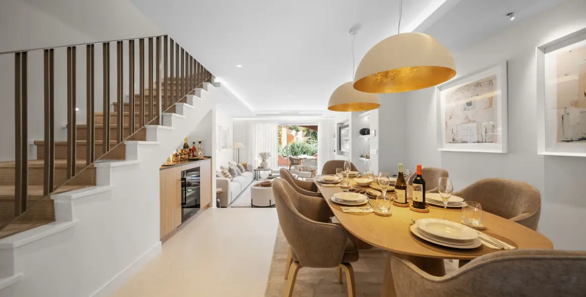 Продажа таунхауса в Aloha 2