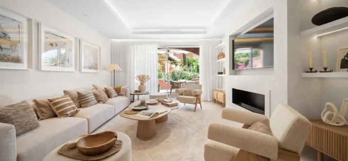 Sale of townhouse in Aloha 4