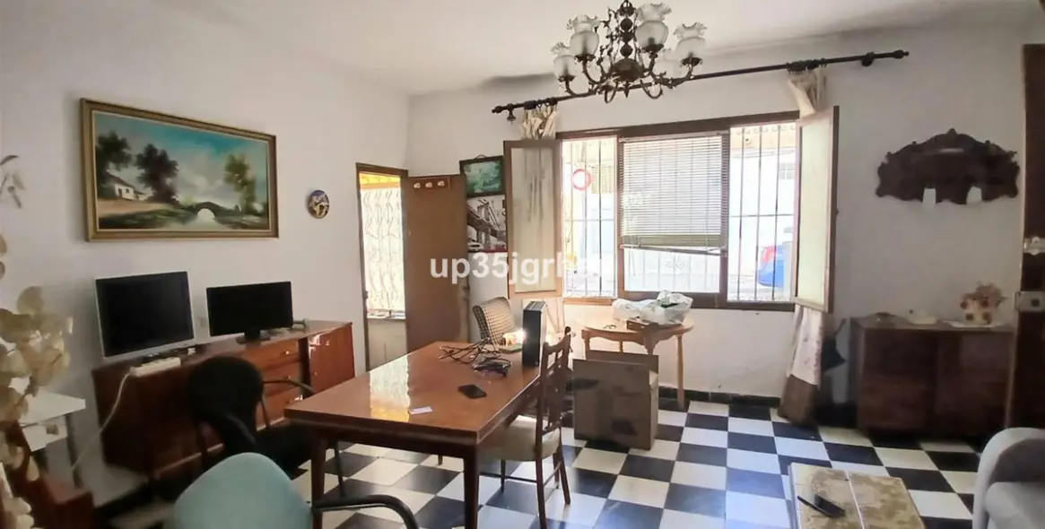 Venta de villa independiente en Estepona 8