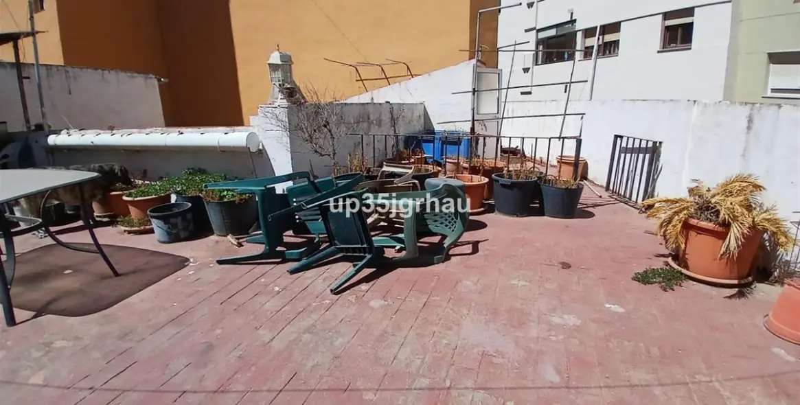 Продажа  отдельно стоящей виллы в Estepona 22