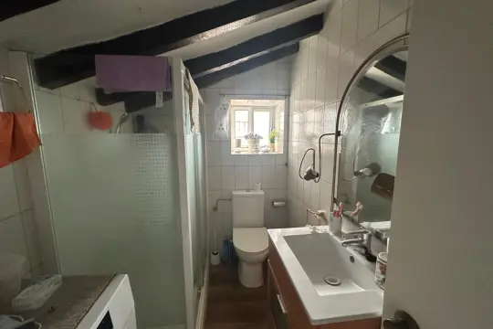 Image 6 thumb