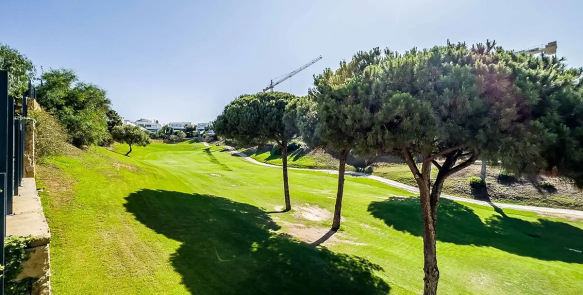 Sale of semi-detached house in Marbella 41