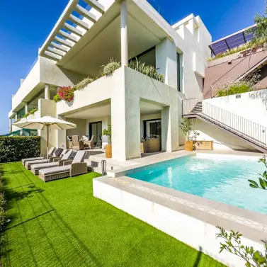 Sale of semi-detached house in Marbella