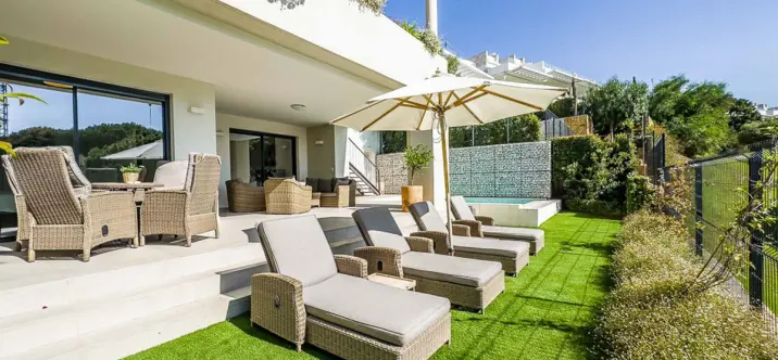 Sale of semi-detached house in Marbella 1