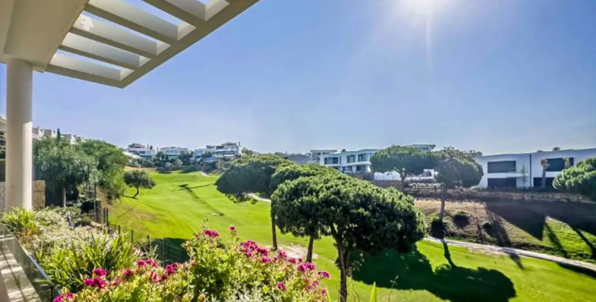 Sale of semi-detached house in Marbella 66