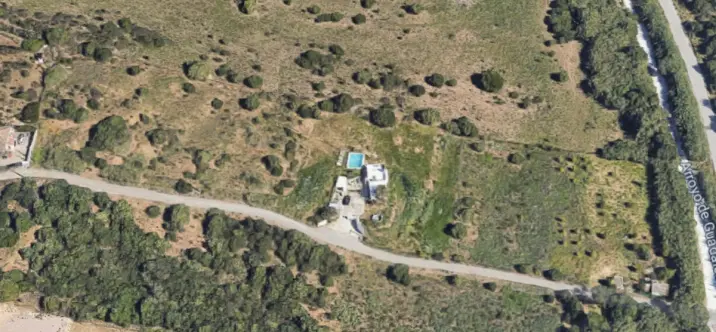 Venta de parcela residencial en Estepona 0