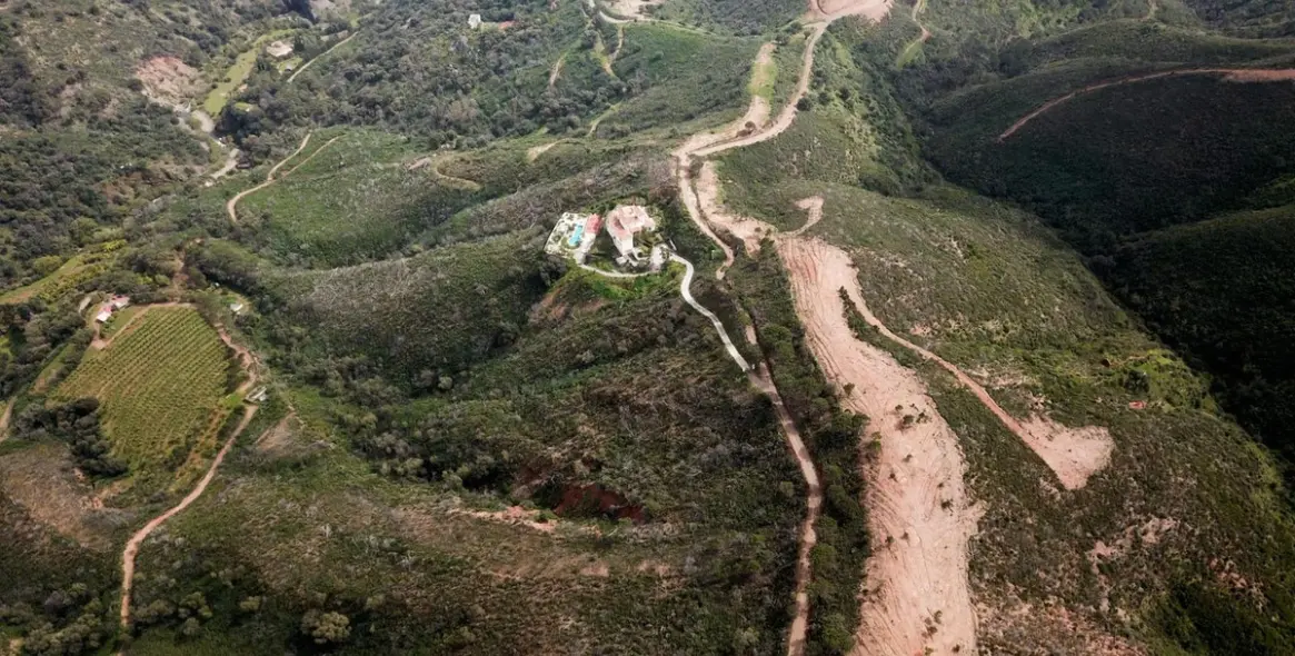 Venta de parcela residencial en Estepona 3