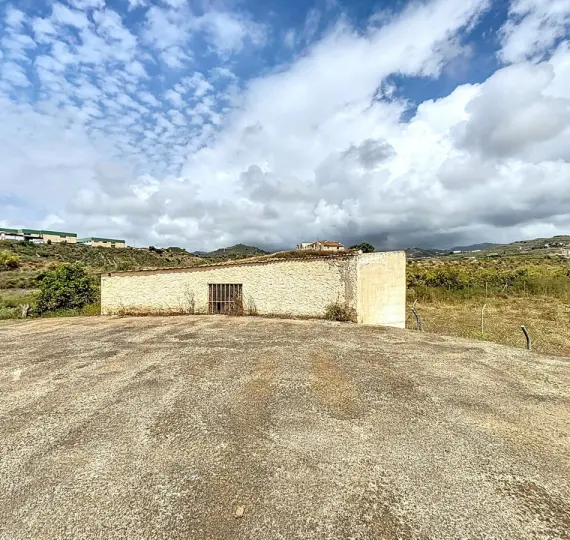 Residential plot R5044792