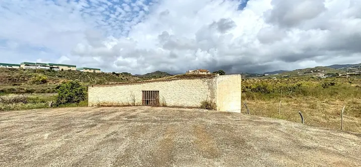 Residential plot R5044792 1