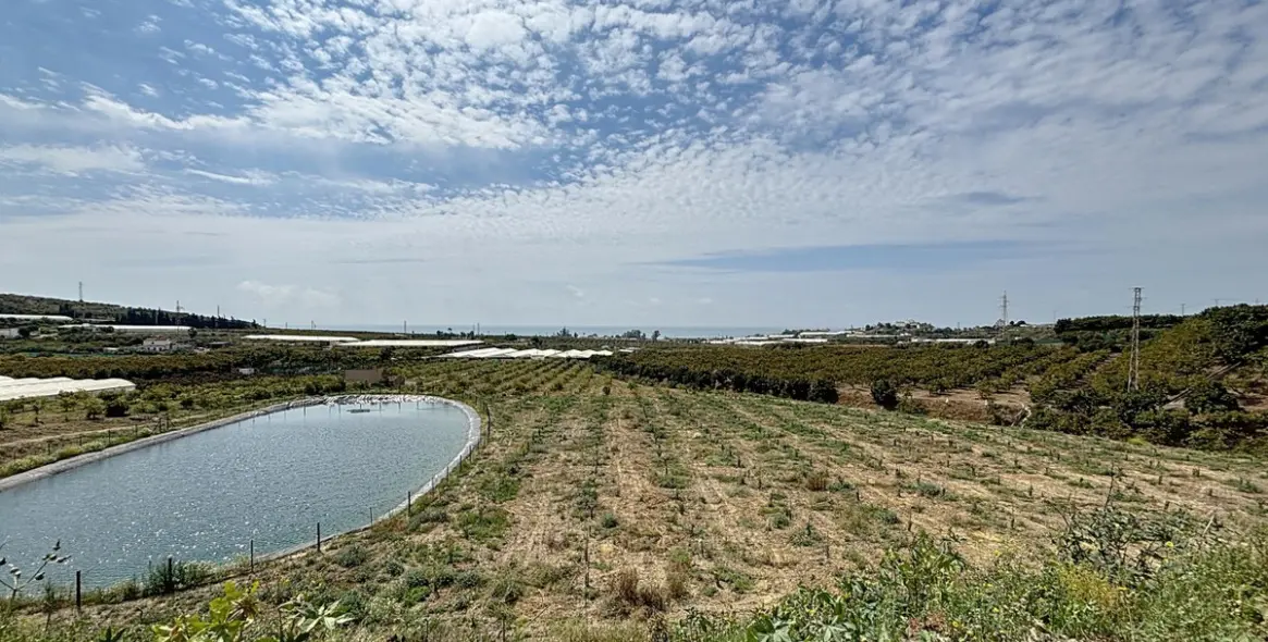 Sale of residential plot in Costa del Sol East 4