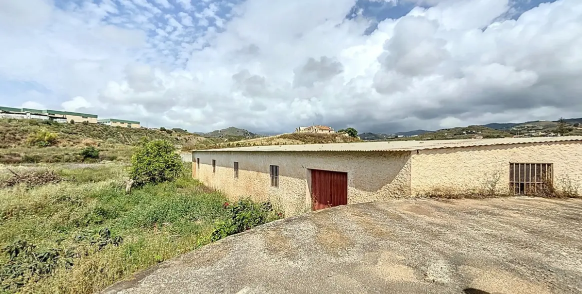 Sale of residential plot in Costa del Sol East 6