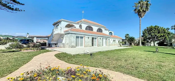 Villa independiente R5155321 0