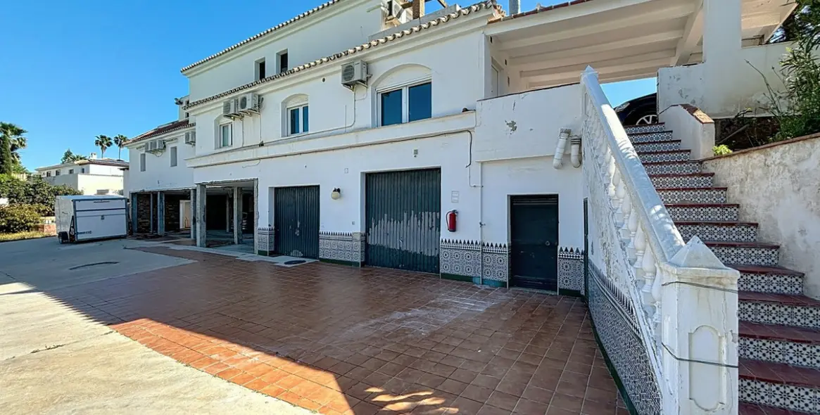 Venta de villa independiente en Almayate 6