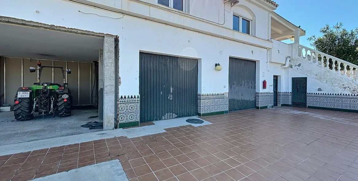 Venta de villa independiente en Almayate 7