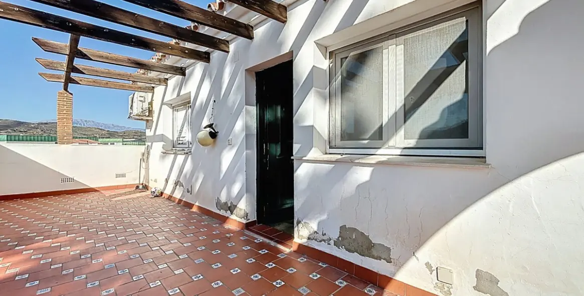Venta de villa independiente en Almayate 39