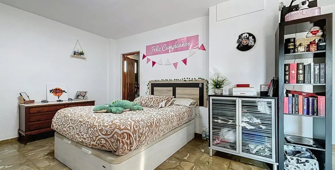 Venta de villa independiente en Almayate 40