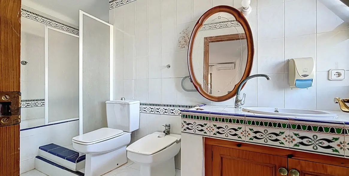 Venta de villa independiente en Almayate 48