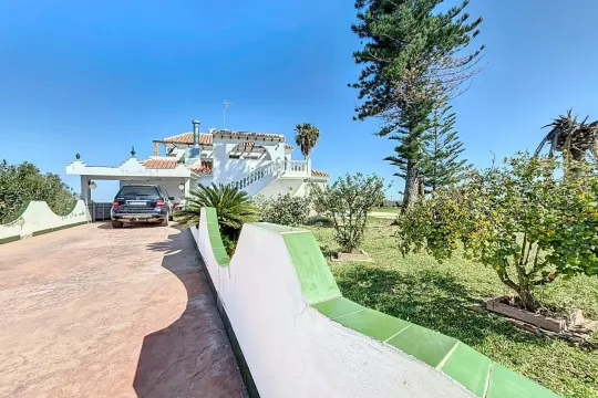 Image 4 thumb