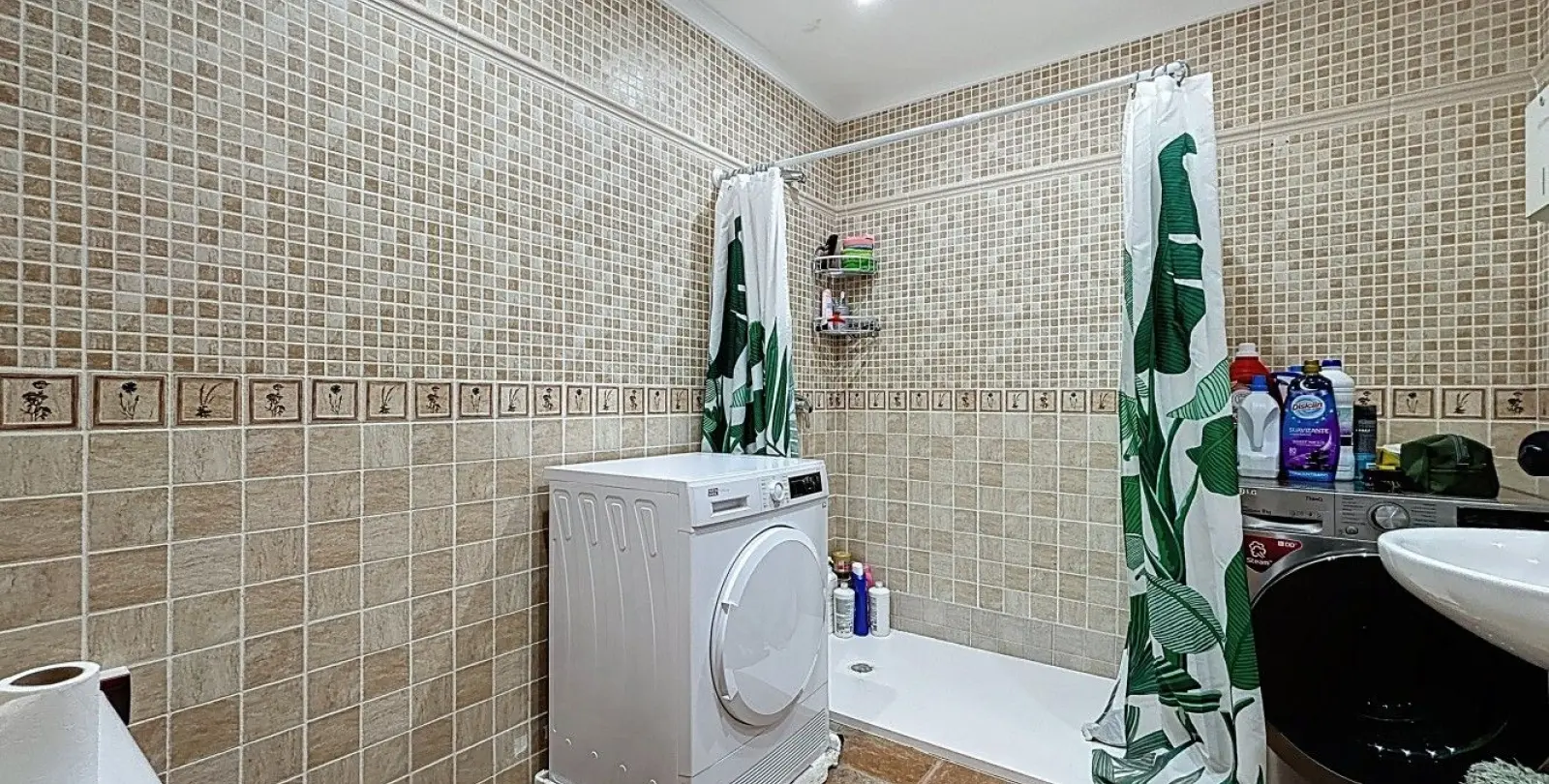 Sale of detached villa in Almayate 23