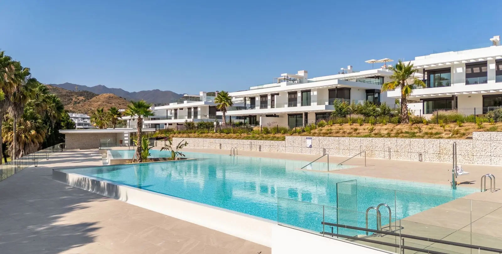 Venta de ático en Marbella 2