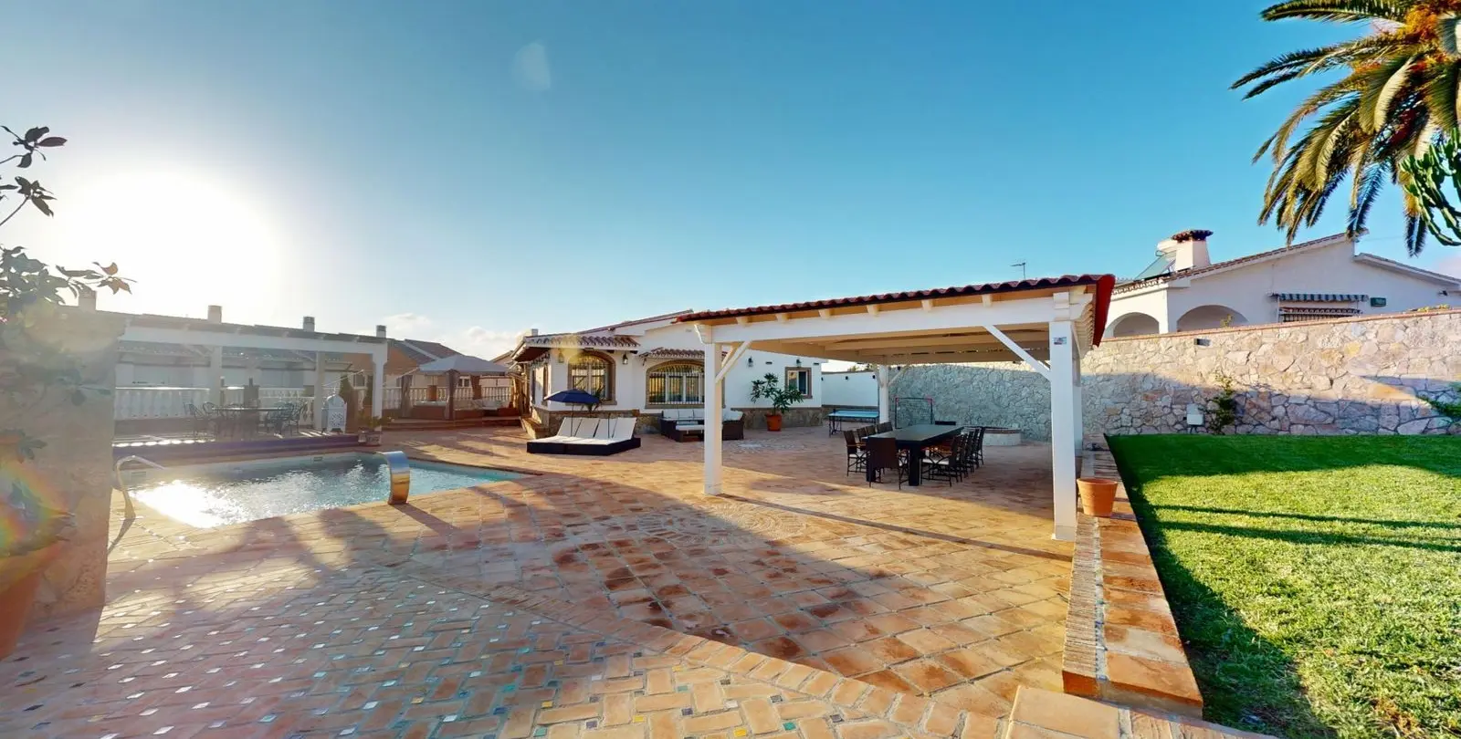 Venta de casa pareada en Caleta de Vélez 2